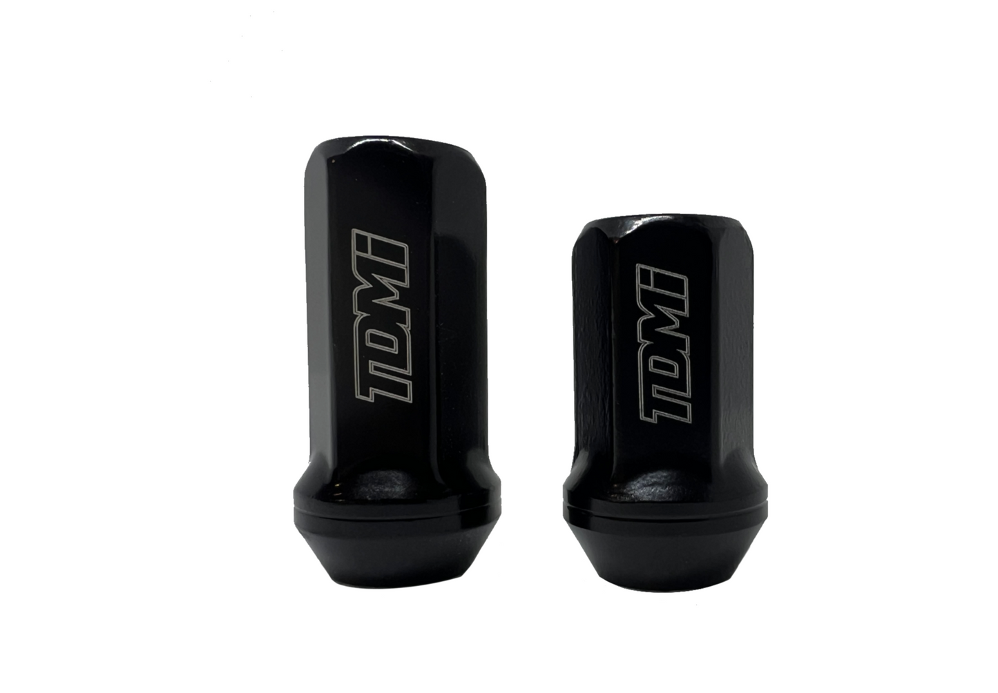 Closed-End Steel Lugnuts with Black Chrome Finish | Secure & Sleek Wheel Fitment
